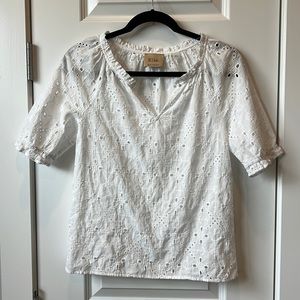 EUC Elie Tahari White Short Sleeve Eyelet Blouse Size S